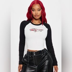 BRAND NEW Fashion Nova Malibu Baseball Black and White Graphic Raglan Top size M